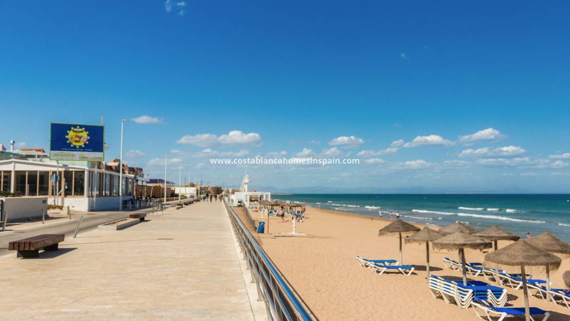 Endursölu - Apartment - La Mata