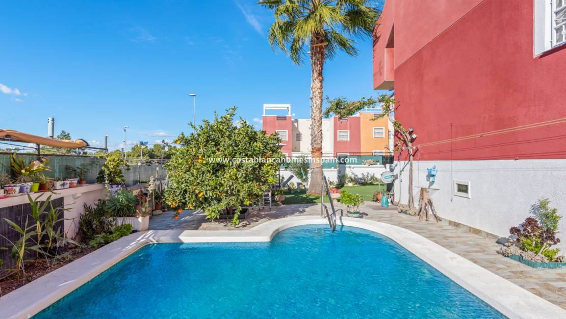 Endursölu - Apartment - Los Altos - Costa Blanca South