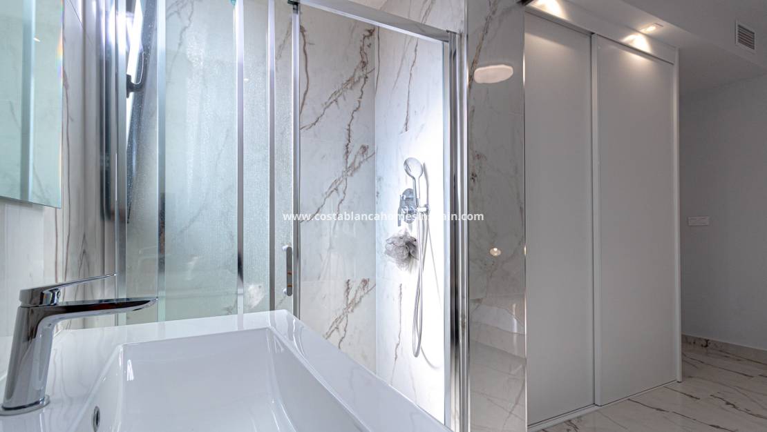 Endursölu - Apartment - Los Altos - Costa Blanca South