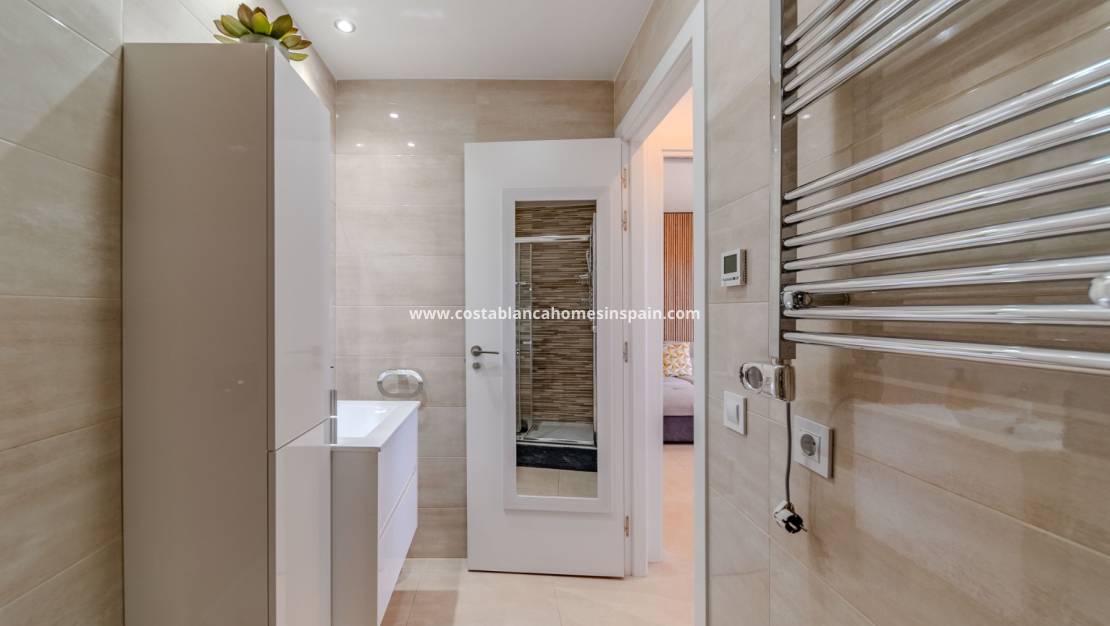 Endursölu - Apartment - Los Dolses