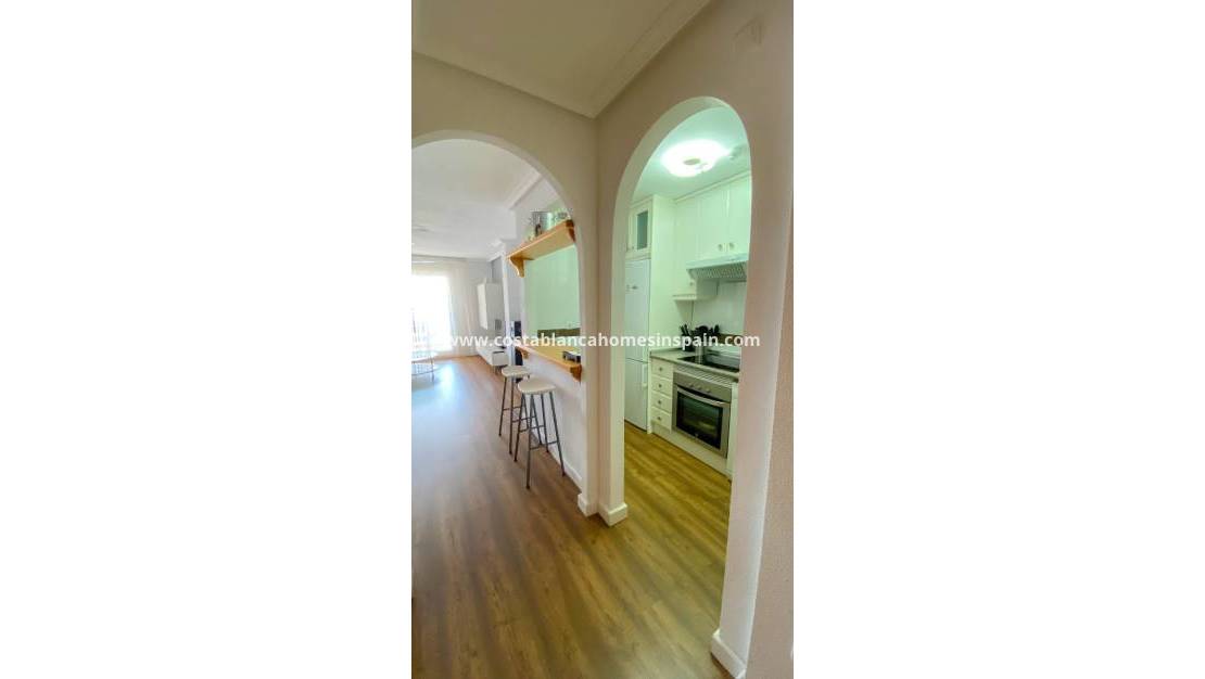 Endursölu - Apartment - Mil Palmeras