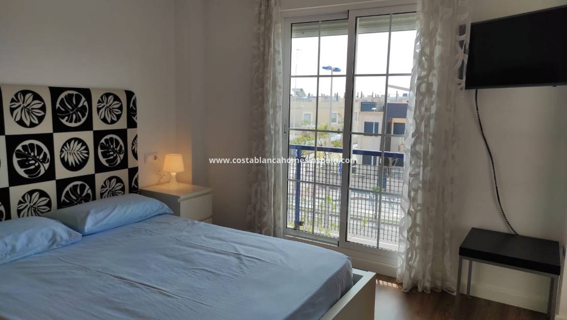 Endursölu - Apartment - Mil Palmeras