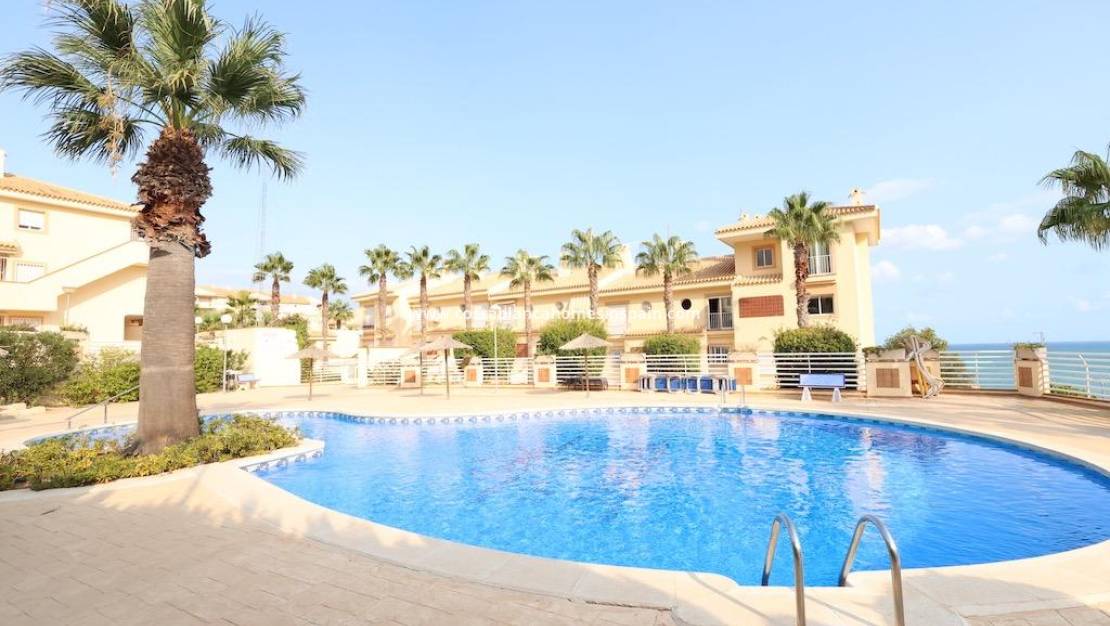 Endursölu - Apartment - Orihuela Costa - Campoamor