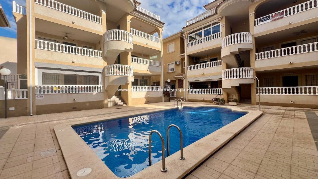 Endursölu - Apartment - Orihuela Costa - La Florida