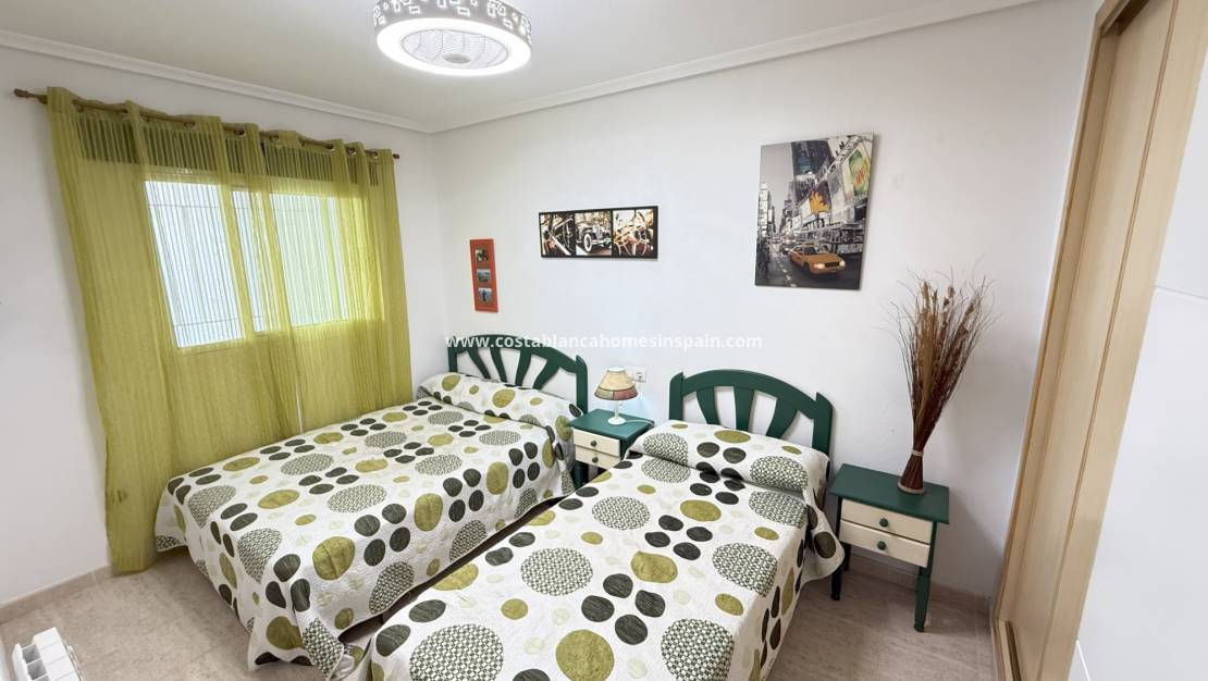 Endursölu - Apartment - Orihuela Costa - La Zenia