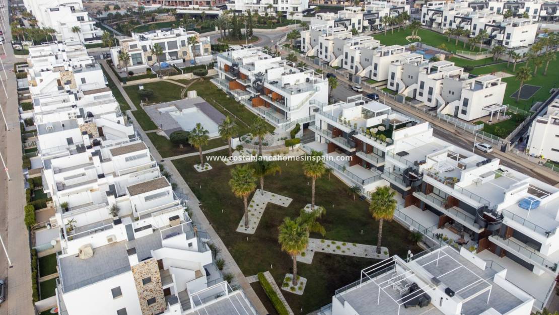 Endursölu - Apartment - Orihuela Costa - Punta Prima