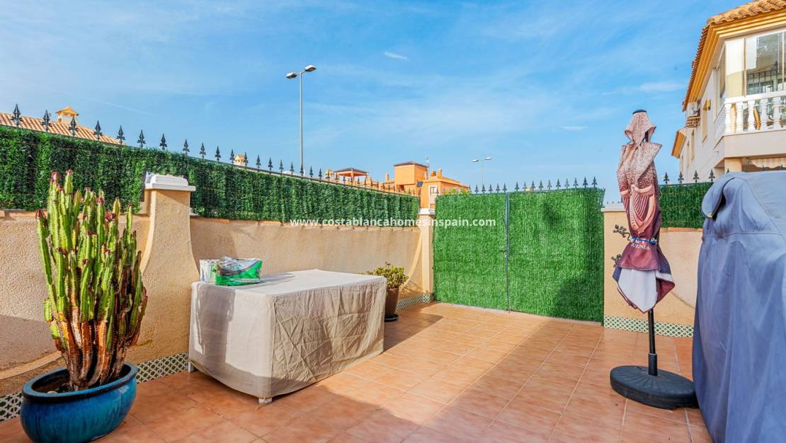 Endursölu - Apartment - Orihuela - Villamartin