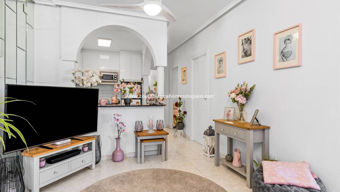 Endursölu - Apartment - Punta Prima