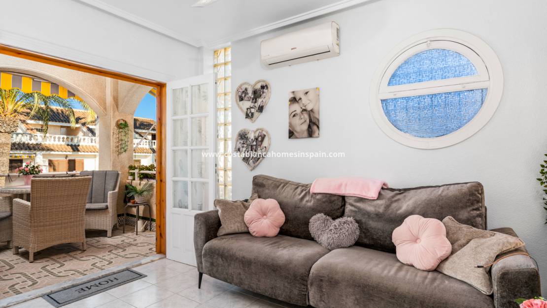 Endursölu - Apartment - Punta Prima