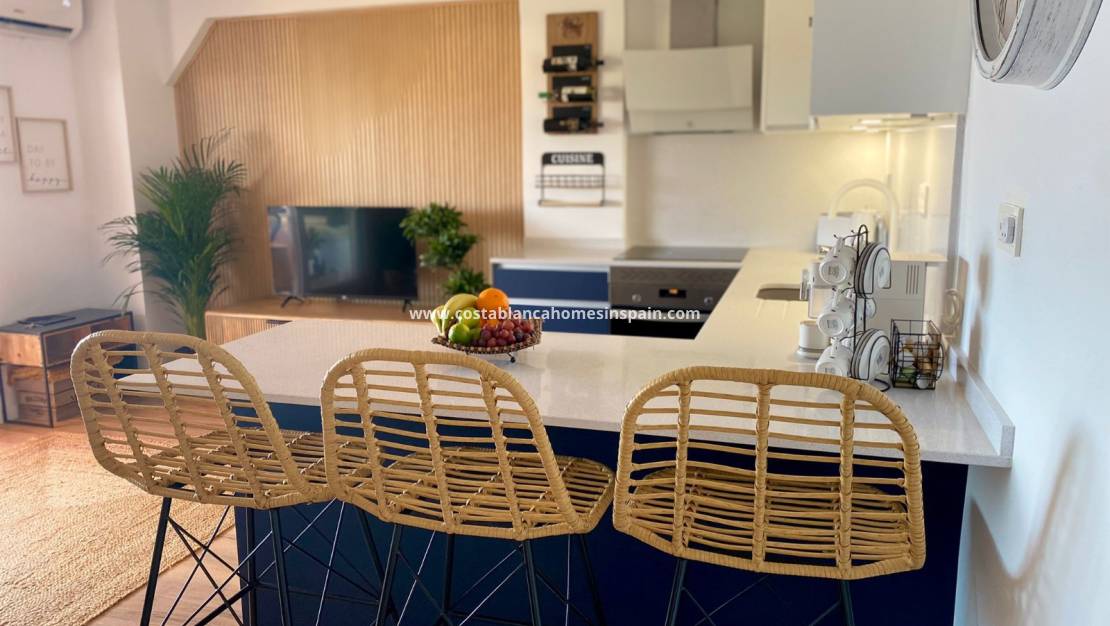 Endursölu - Apartment - Punta Prima