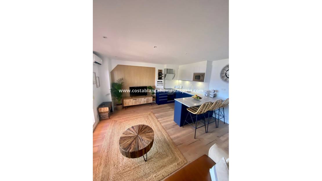 Endursölu - Apartment - Punta Prima