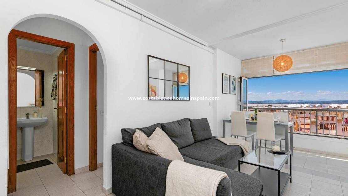 Endursölu - Apartment - Torrevieja - Acequion