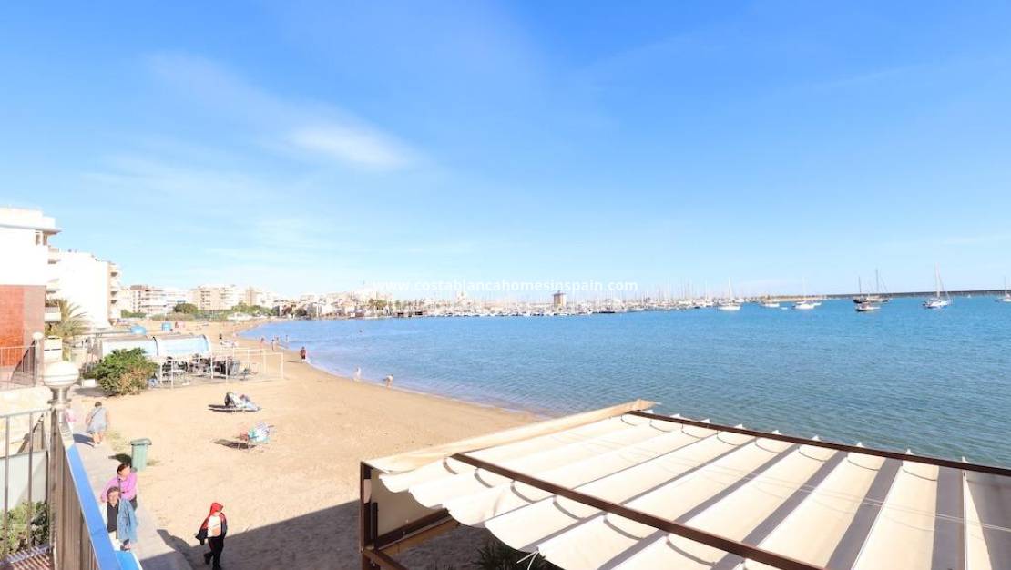 Endursölu - Apartment - Torrevieja - Acequion