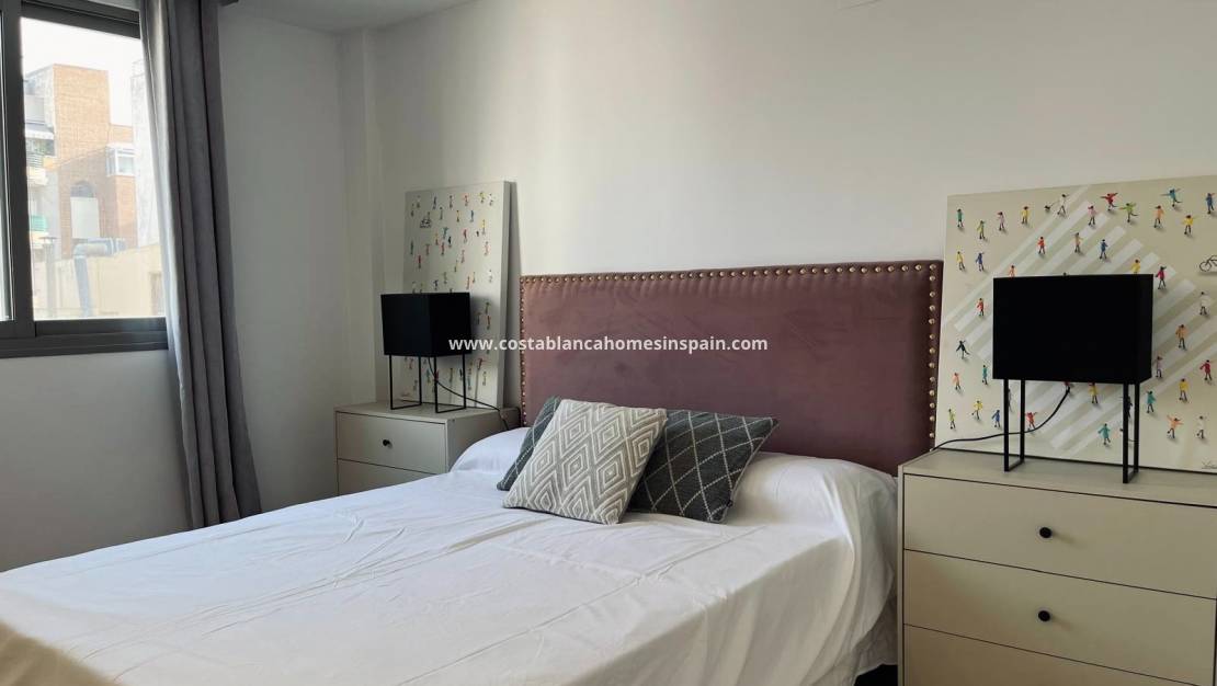 Endursölu - Apartment - Torrevieja - Centro