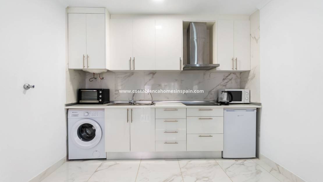 Endursölu - Apartment - Torrevieja - Centro