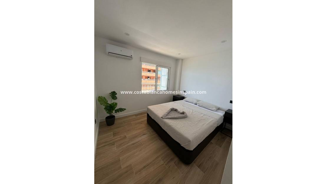 Endursölu - Apartment - Torrevieja - Centro