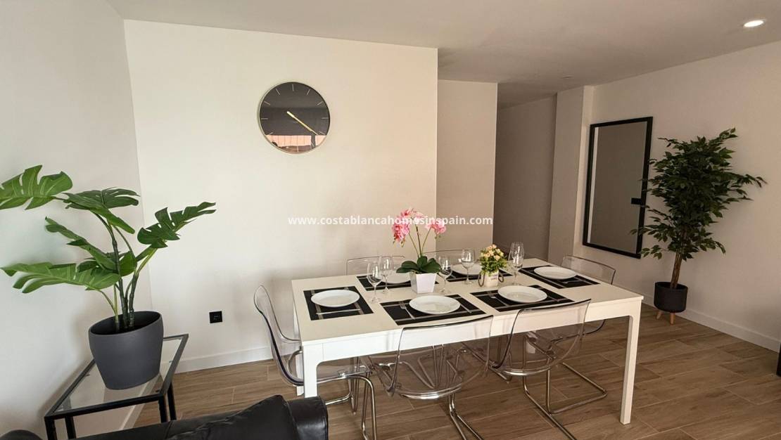 Endursölu - Apartment - Torrevieja - Centro