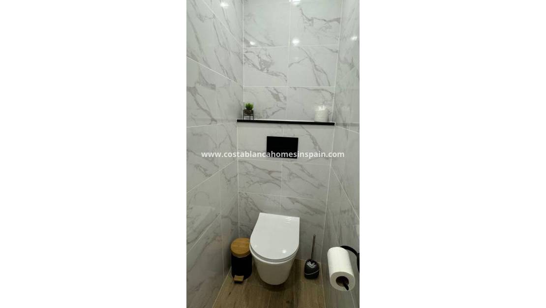 Endursölu - Apartment - Torrevieja - Centro