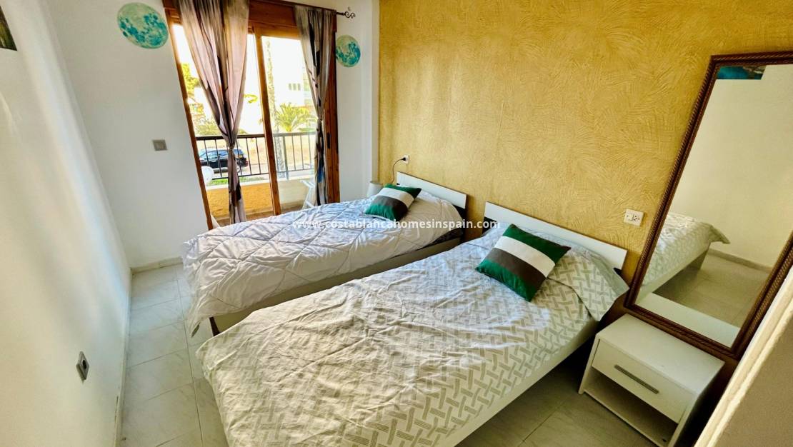 Endursölu - Apartment - Torrevieja - La Mata