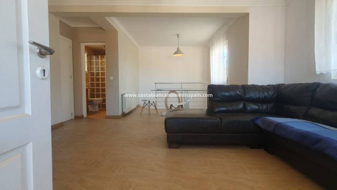 Endursölu - Apartment - Torrevieja - Los Balcones