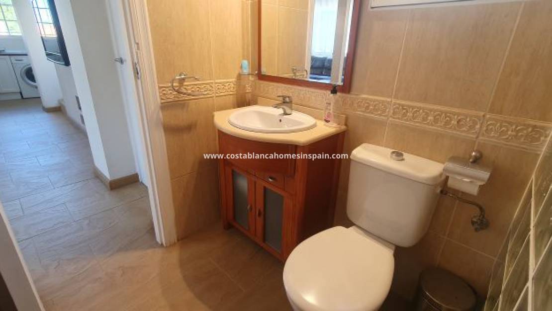 Endursölu - Apartment - Torrevieja - Los Balcones