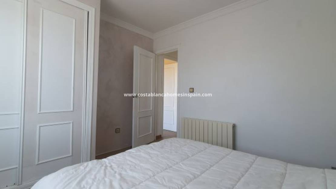 Endursölu - Apartment - Torrevieja - Los Balcones