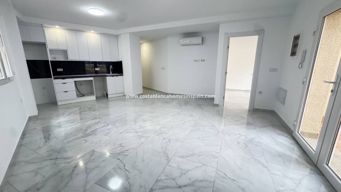 Endursölu - Apartment - Torrevieja