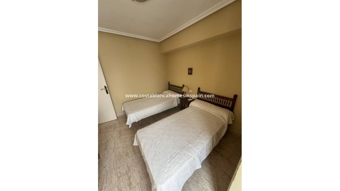 Endursölu - Apartment - Torrevieja