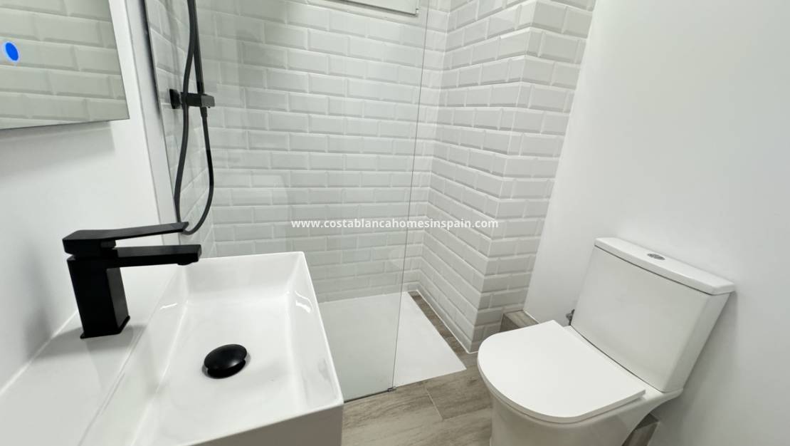 Endursölu - Apartment - Torrevieja