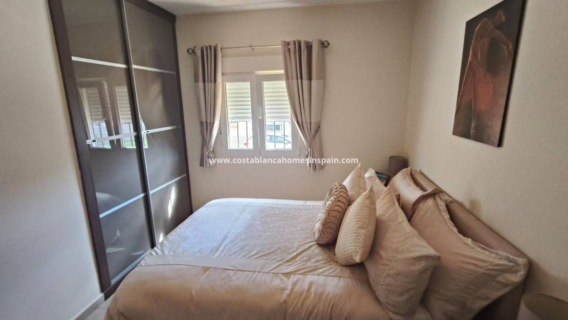 Endursölu - Apartment - Villamartin - Orihuela Costa