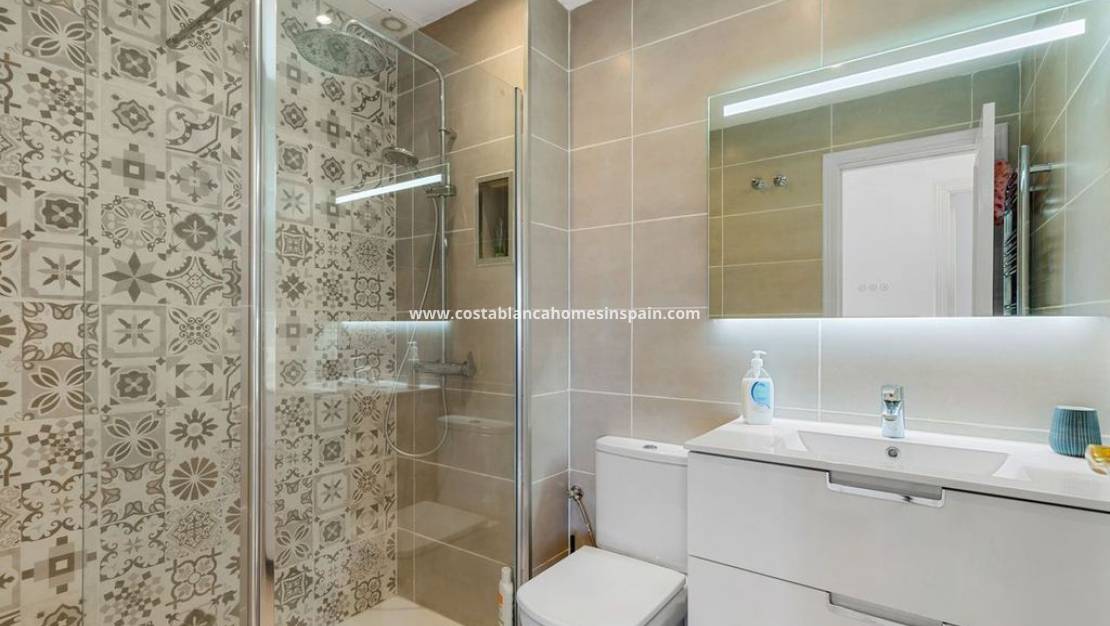 Endursölu - Apartment - Villamartin