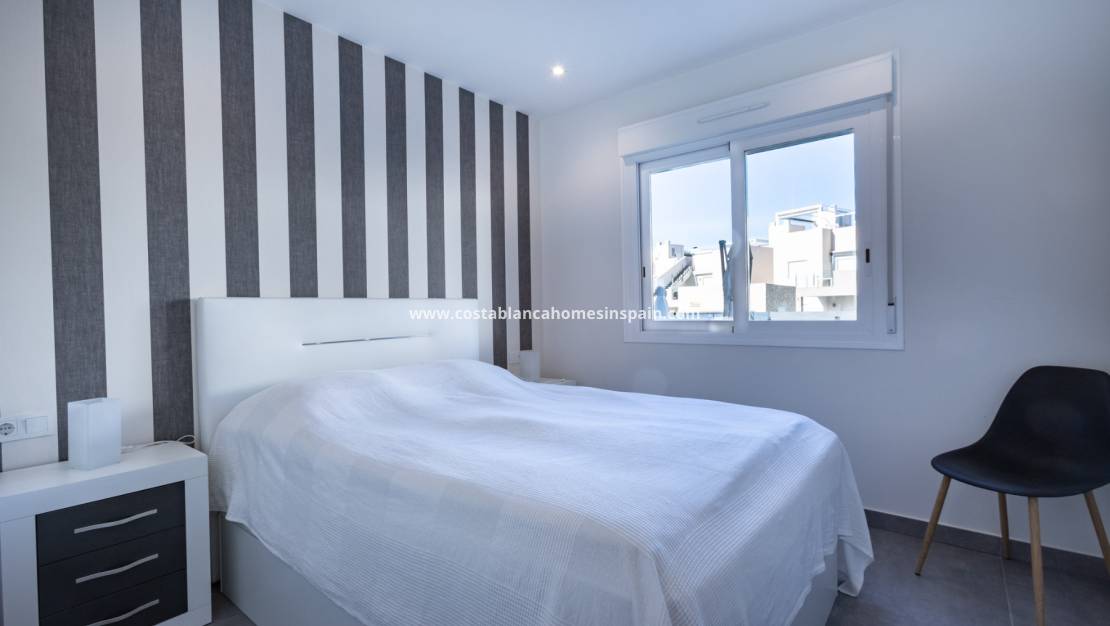 Endursölu - Bungalow - Torrevieja - Aguas Nuevas