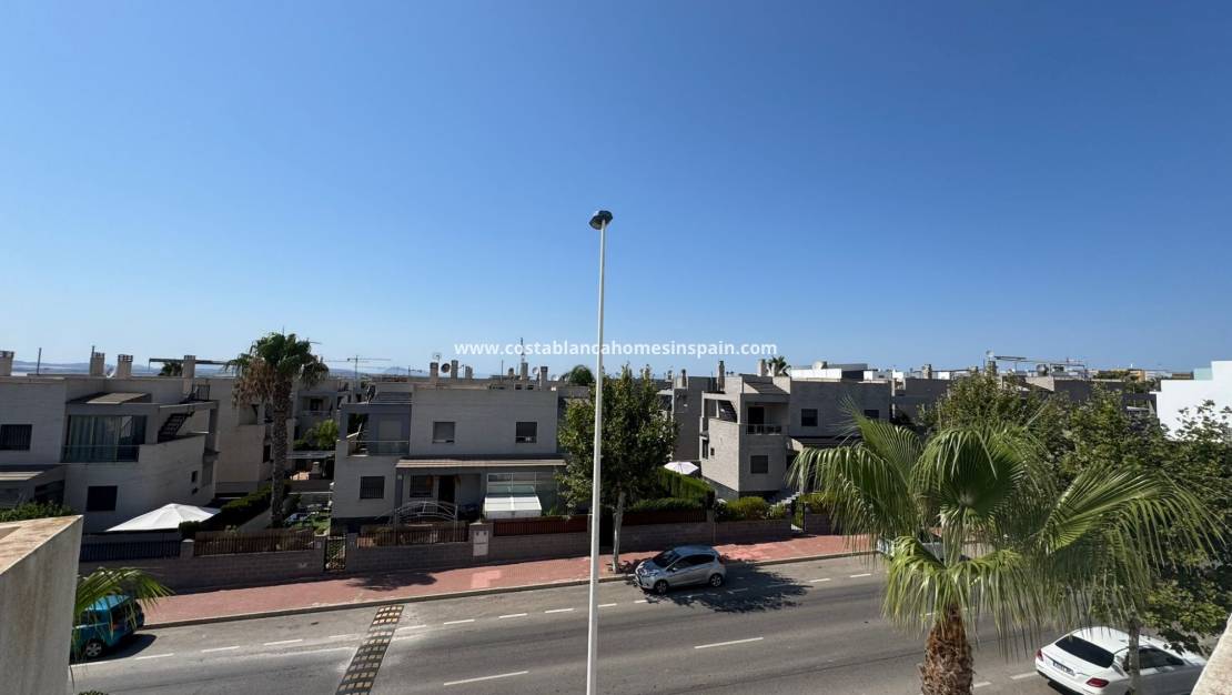 Endursölu - Bungalow - Torrevieja - Aguas Nuevas