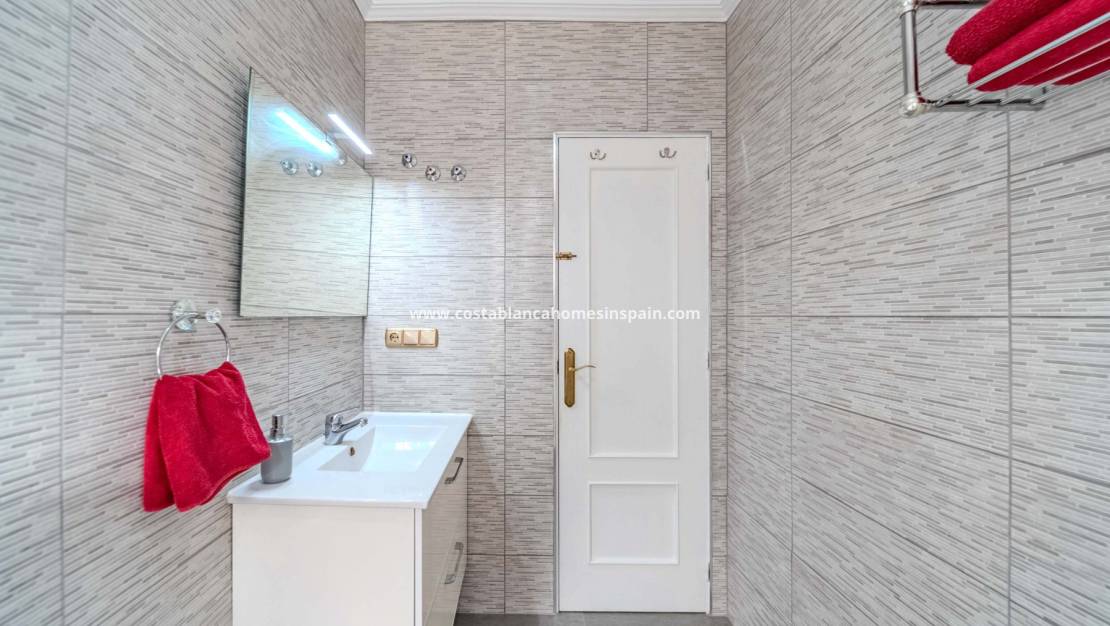 Endursölu - Bungalow - Villamartin