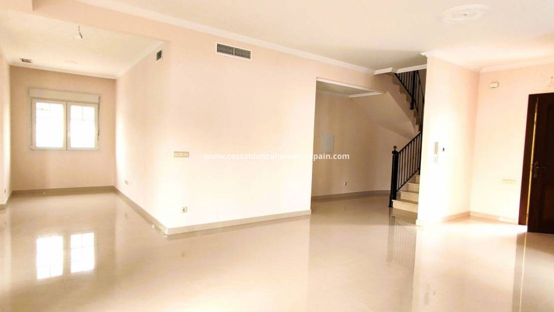 Endursölu -  - Cabo Roig