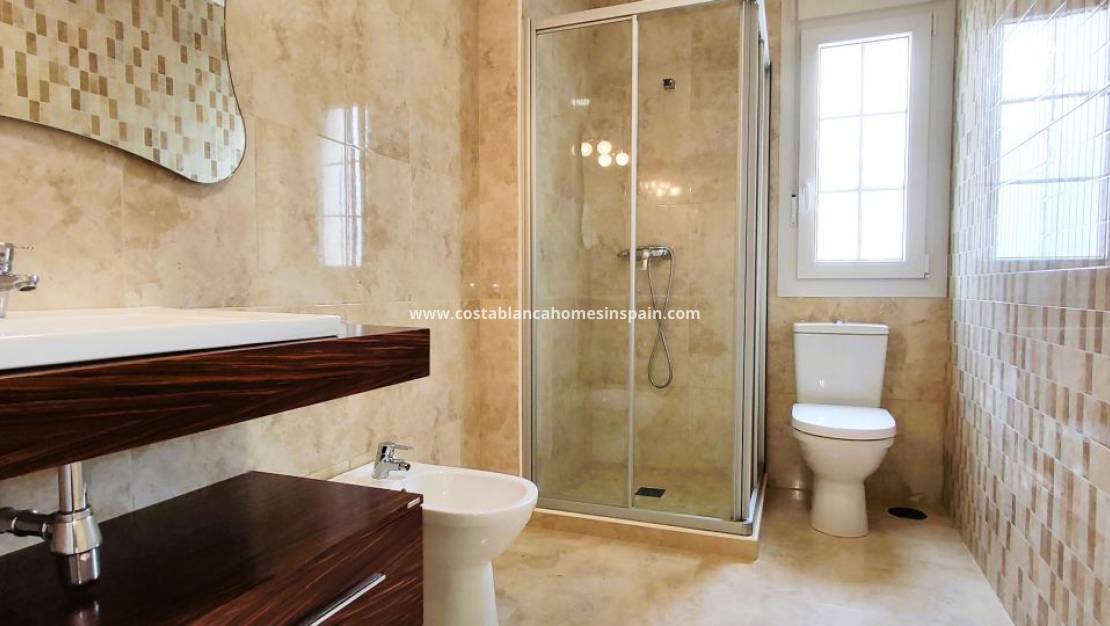 Endursölu -  - Cabo Roig