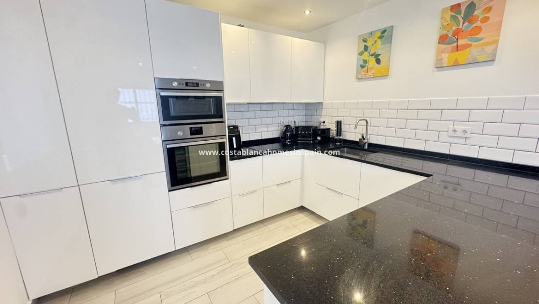 Endursölu - Detached Villa - Blue Lagoon