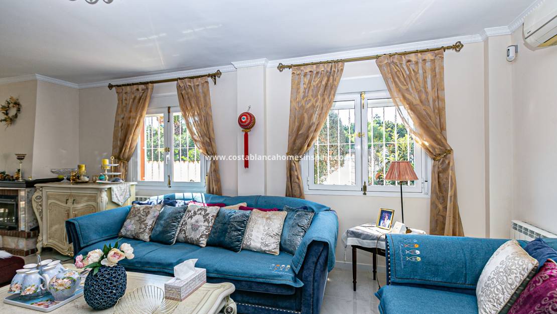 Endursölu - Detached Villa - Campoamor - Costa Blanca