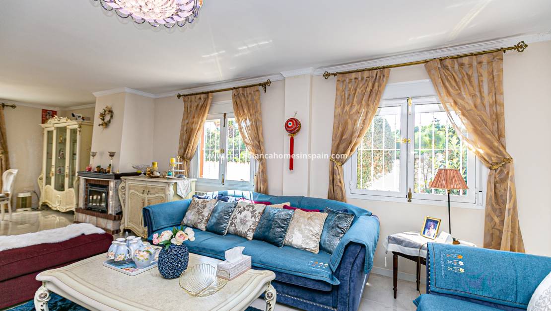 Endursölu - Detached Villa - Campoamor - Costa Blanca