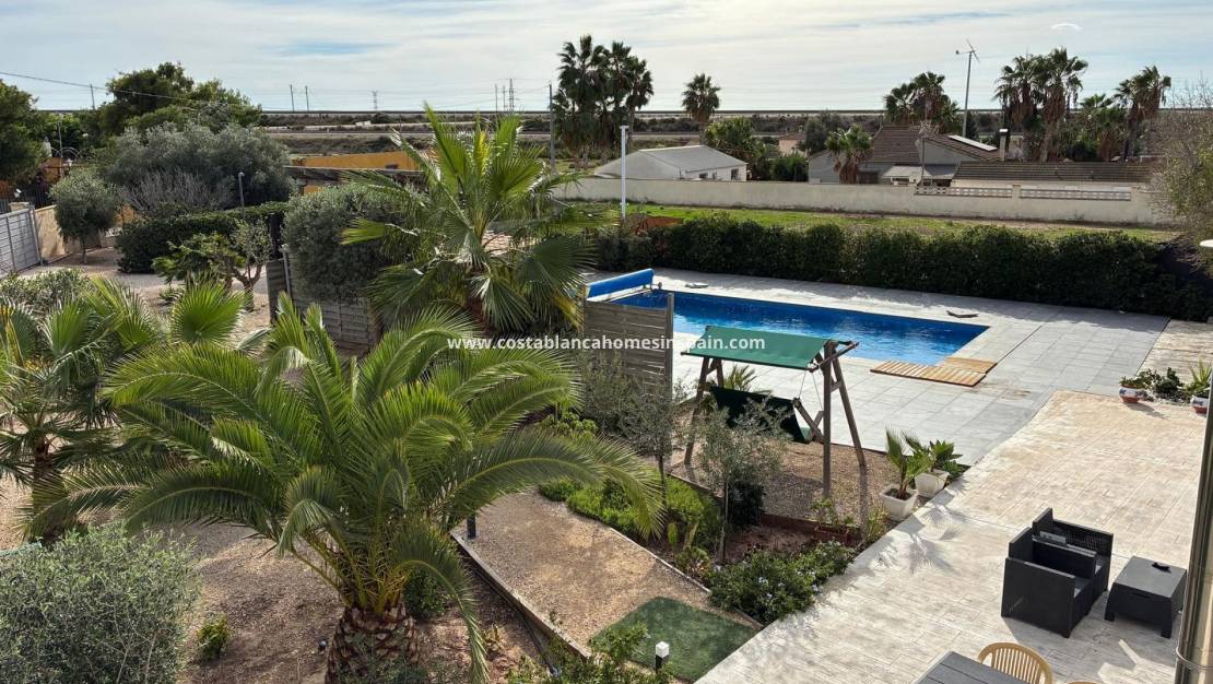 Endursölu - Detached Villa - Crevillente