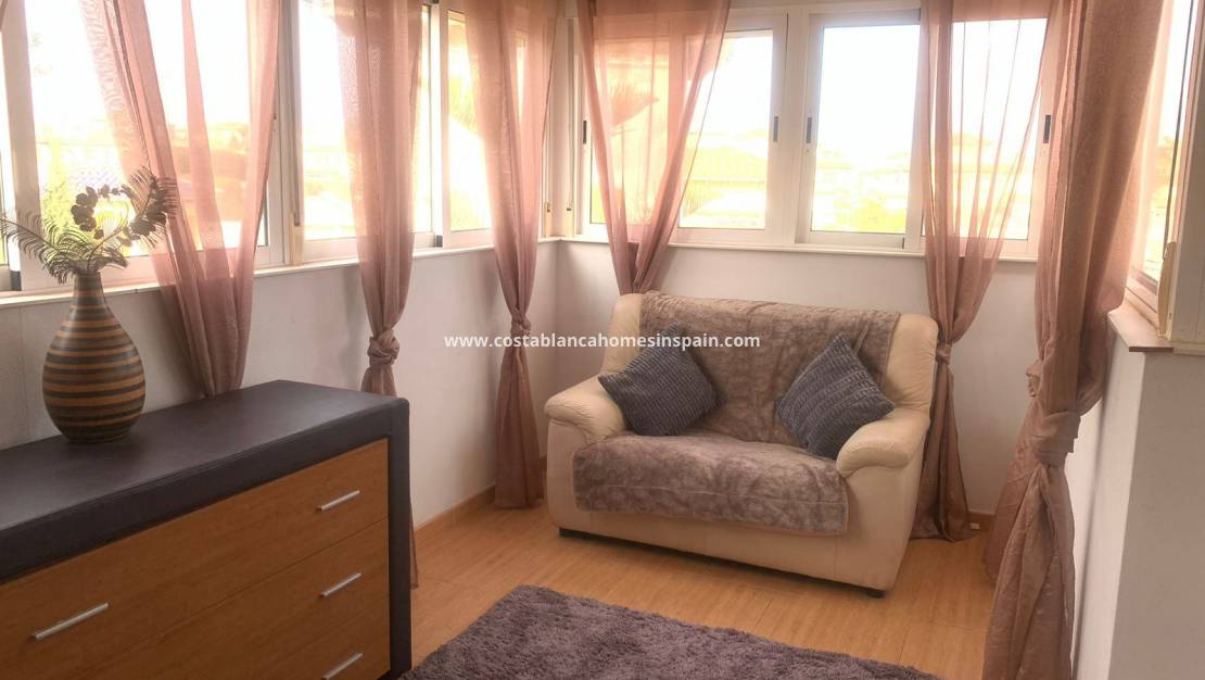 Endursölu - Detached Villa - Orihuela Costa - La Zenia