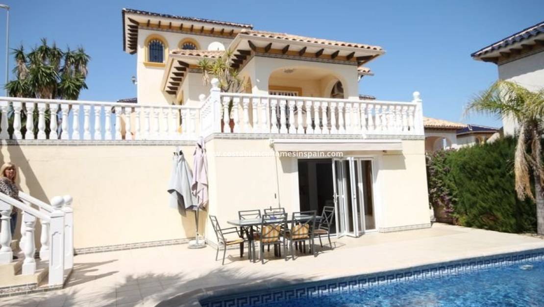 Endursölu - Detached Villa - Orihuela Costa - La Zenia