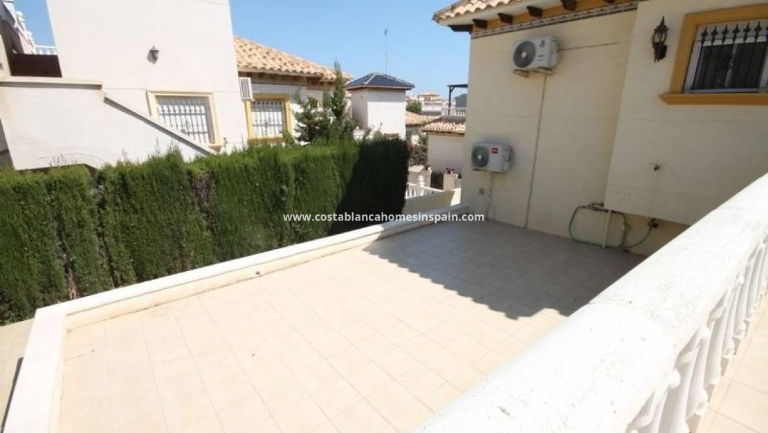 Endursölu - Detached Villa - Orihuela Costa - La Zenia