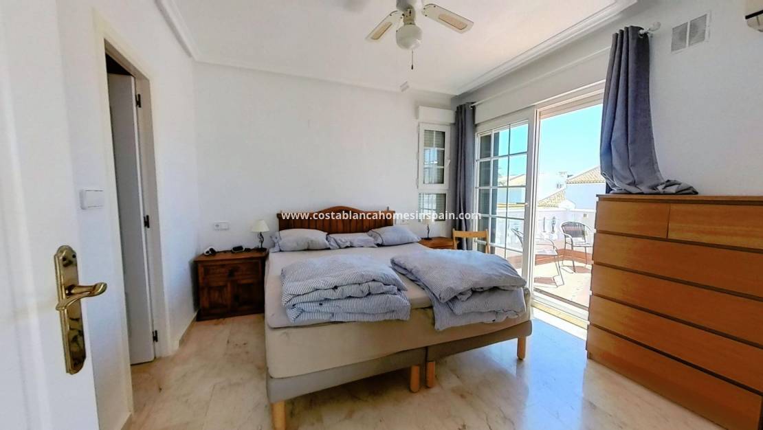 Endursölu - Detached Villa - Orihuela Costa - Los Dolses