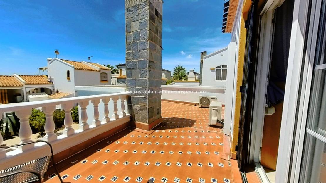 Endursölu - Detached Villa - Orihuela Costa - Los Dolses