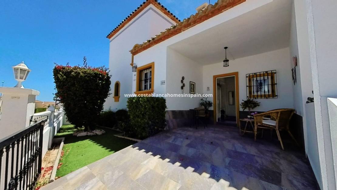 Endursölu - Detached Villa - Orihuela Costa - Los Dolses