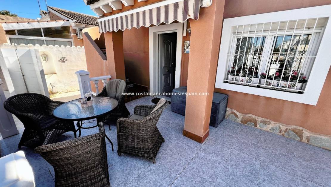 Endursölu - Detached Villa - Orihuela Costa - Playa Flamenca