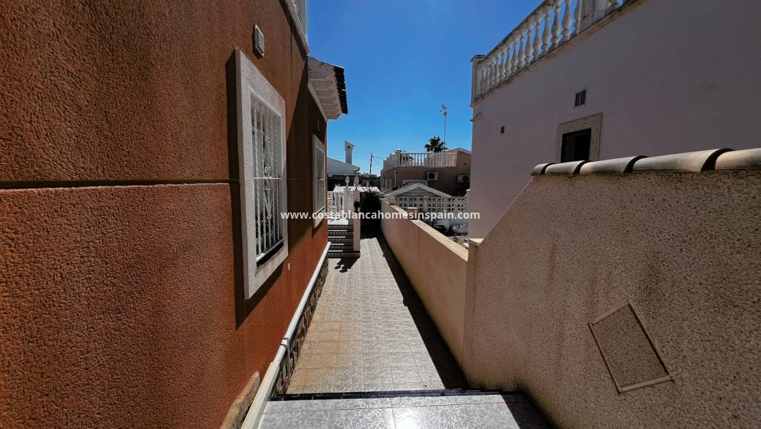 Endursölu - Detached Villa - Orihuela Costa - Playa Flamenca