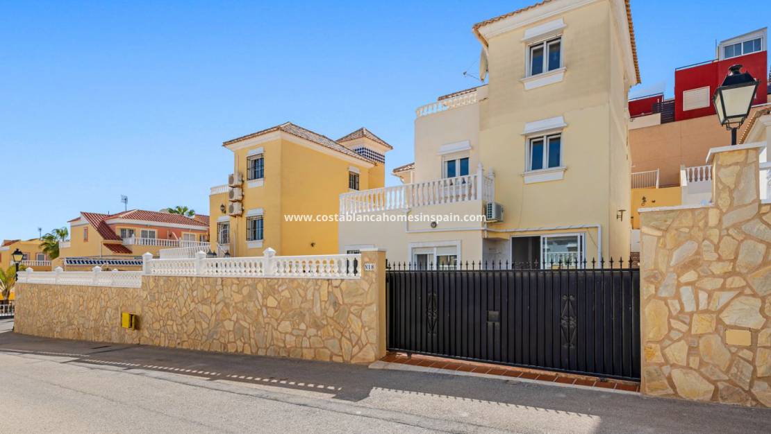 Endursölu - Detached Villa - Orihuela - Las Filipinas