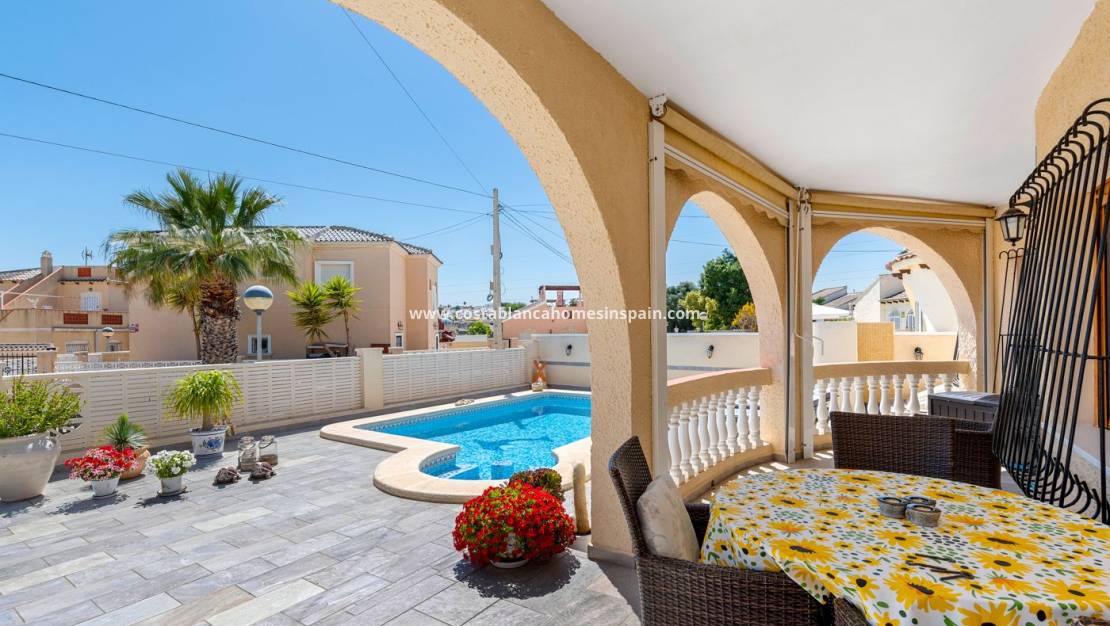 Endursölu - Detached Villa - Orihuela - Villamartin